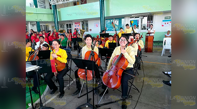 Esperanza Azteca Veracruz celebra su IV aniversario