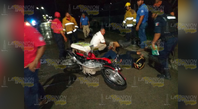 Motociclista arrolla a su abuelo en Tuxpan