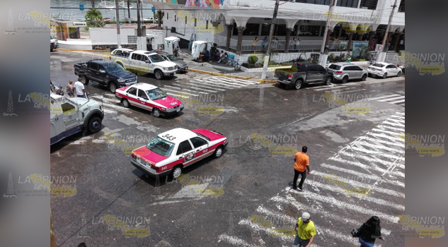 Sin concluir trámites de emplacamiento 15% de taxis