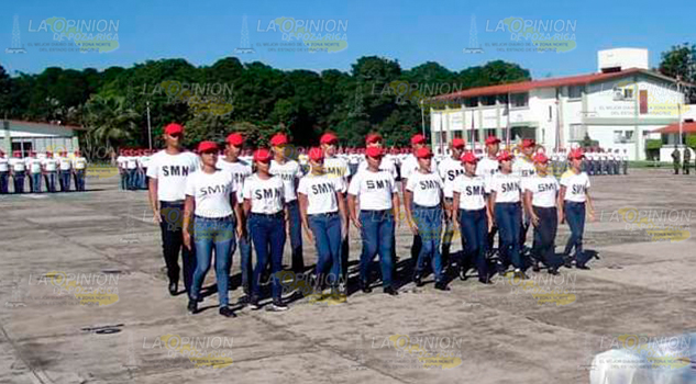 Renuentes a tramitar la cartilla SMN