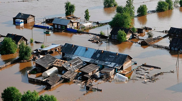 Al menos tres muertos y casi cien hospitalizados en Siberia por inundaciones Al menos tres muertos y casi cien hospitalizados en Siberia por inundaciones