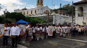 Alumnos de Papantla presentan trabajos ante próximo cierre de ciclo Alumnos de Papantla presentan trabajos ante próximo cierre de ciclo