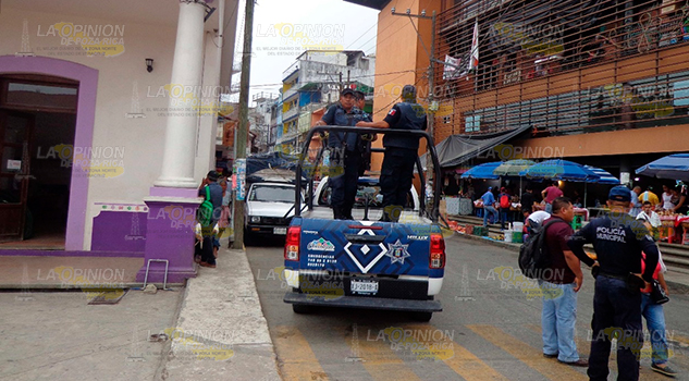 Apresan a joven en La Guasima Ixcacuatitla por golpear a sus padres Apresan a joven en La Guasima Ixcacuatitla por golpear a sus padres