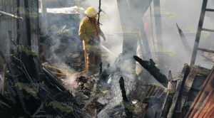 Arde casa habitación en la Morelos