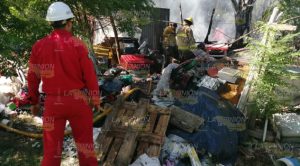 Arde casa habitación en la Morelos