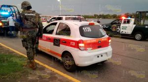Aseguran en Tuxpan a taxista por presunto plagio Aseguran en Tuxpan a taxista por presunto plagio