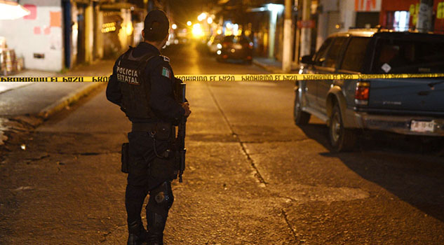 Buscan ciudadanos conformar autodefensas en Xalapa Buscan ciudadanos conformar autodefensas en Xalapa