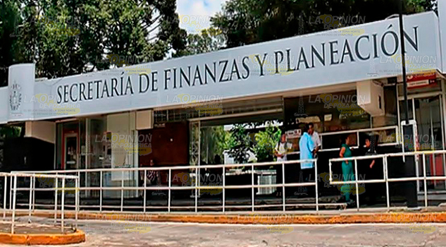Denuncian a auditor del ORFIS Denuncian a auditor del ORFIS