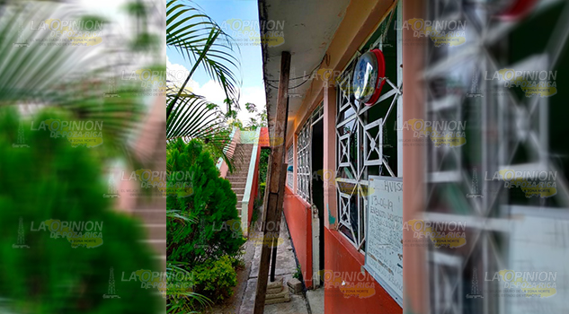 Escuelas de Tihuatlán, con problemas de rezago en su infraestructura Escuelas de Tihuatlán, con problemas de rezago en su infraestructura