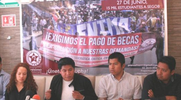 Estudiantes se manifestarán el próximo jueves, para exigir la entrega de becas
