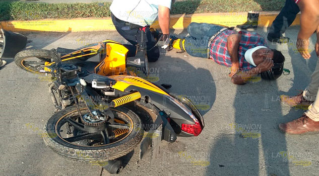 Particular arrolló a motociclista en Álamo Particular arrolló a motociclista en Álamo