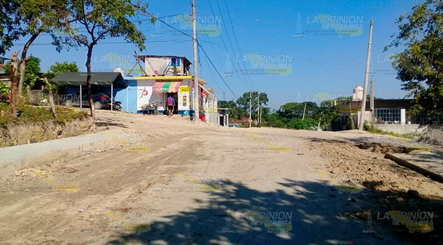 Pega a colonias populares de Tuxpan la desaparición del Ramo 23 Pega a colonias populares de Tuxpan la desaparición del Ramo 23