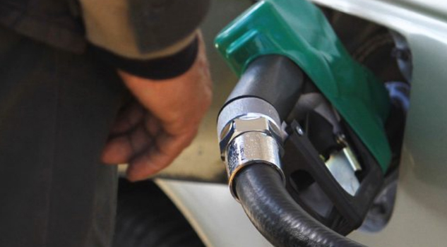 Pemex evalúa retirar apoyo para la gasolina y gas de sus sindicalizados