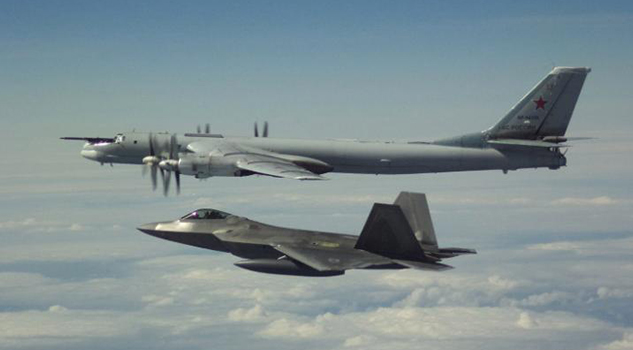 Rusia intercepta avión de EUA sobre el Mediterráneo Rusia intercepta avión de E.U.A. sobre el Mediterráneo