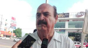 Sanciones a docentes por retener documentos de estudiantes: SEV