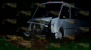 Se accidenta veloz autobús en la carretera Álamo - San Miguel Se accidenta veloz autobús en la carretera Álamo - San Miguel