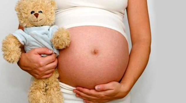 Sector Salud obliga a niñas a tener partos naturales y no por cesárea Sector Salud obliga a niñas a tener partos naturales y no por cesárea