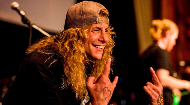 Steven Adler, ex integrante de Guns N' Roses, es hospitalizado por apuñalarse Steven Adler, ex integrante de Guns N' Roses, es hospitalizado por apuñalarse