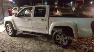 Choca y vuelca sobre la carretera Tuxpan-Totomoxtle