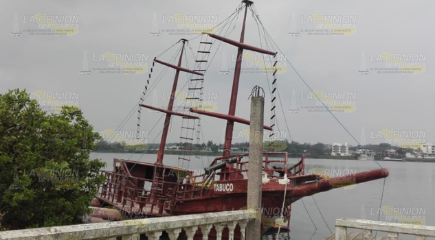 Barco Tabuco, de proyecto turístico a un antro pirata