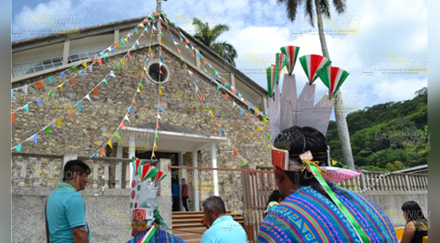 Grupos culturales de la huasteca demandan mayores apoyos