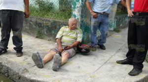 Embestido por un auto