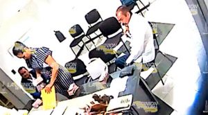 Acusan extorsión en Ayuntamiento por 450 mil pesos