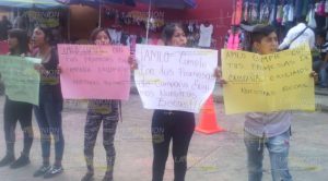 Protestan jóvenes estudiantes