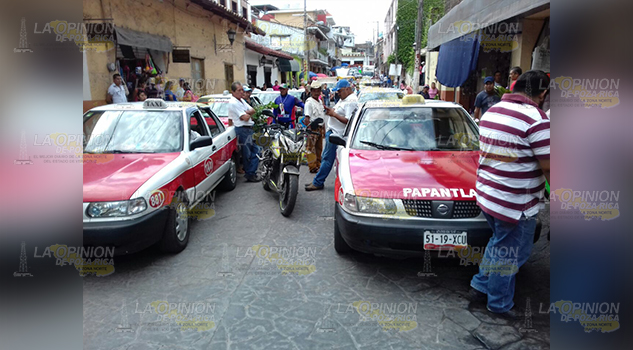 Multa a quien use celular al volante