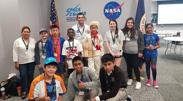 Joven indígena recibe oportunidad para capacitarse en la NASA