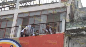 Pintor se electrocutó y vive de milagro en Poza Rica