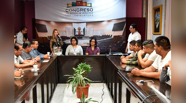 Capacitan a integrantes de la Unidad Interna de Protección Civil, del Congreso