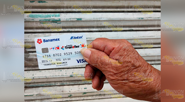 Estafan a adultos mayores