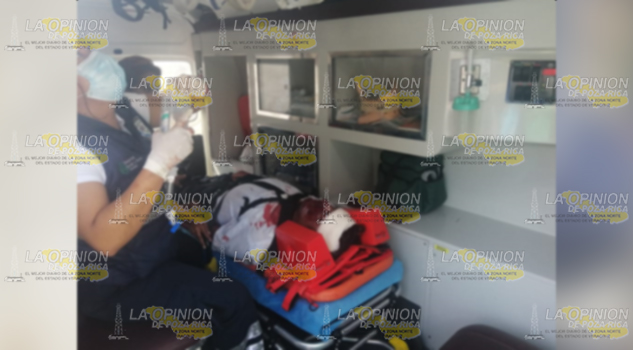 Motociclistas a punto de morir en calles de la colonia Laredo