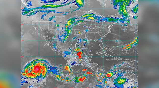 Así luce ‘Barbara’, el poderoso huracán categoría 4