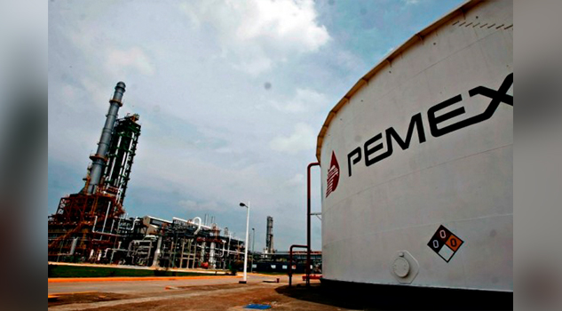 Paraliza Pemex a industriales en el sur de Veracruz por falta de pago
