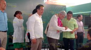 AMLO constata necesidades del hospital de Chicontepec AMLO constata necesidades del hospital de Chicontepec