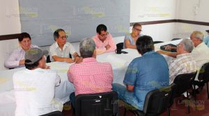 Alcalde de Naranjos se reúne con sociedad Ecologista del río Tancochin