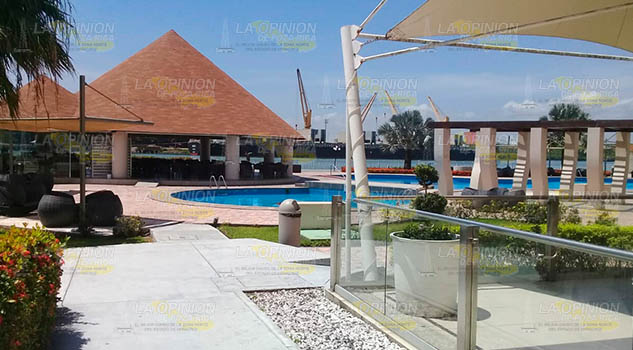 Balnearios y hoteles con alberca, a estricta revisión en Tuxpan
