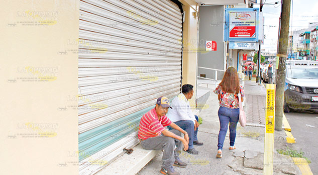 Cierran negocios y pega desempleo en Poza Rica Cierran negocios y pega desempleo en Poza Rica