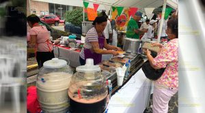 Fiesta multicolor en Poza Rica con inicio del "Encuentro de las Culturas Vivas" Fiesta multicolor en Poza Rica con inicio del Encuentro de las Culturas Vivas