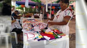 Fiesta multicolor en Poza Rica con inicio del "Encuentro de las Culturas Vivas" Fiesta multicolor en Poza Rica con inicio del Encuentro de las Culturas Vivas