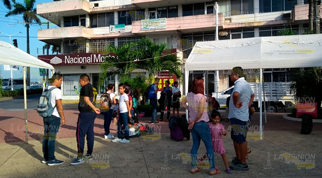 Llaman a jóvenes de Tuxpan a "Nacer de nuevo" Llaman a jóvenes de Tuxpan a "Nacer de nuevo"