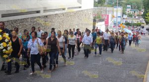 Miles de feligreses demuestran su fe a Santiago Apóstol en Tantoyuca