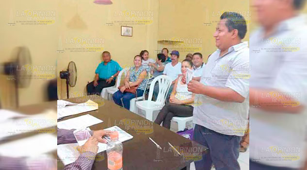 Panistas se tambalean rumbo a la alcaldía de Huejutla