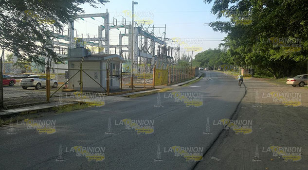 Piden alumbrado en área de Pemex en Naranjos
