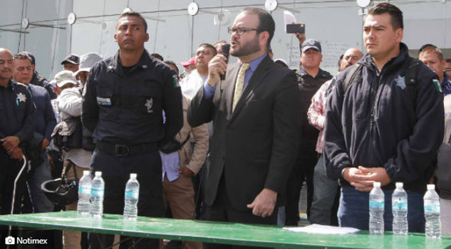 Policías Federales firman amparo colectivo; denuncian amenazas de muerte