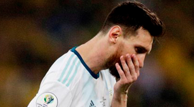 Se cansaron de cobrar boludeces en esta Copa: Messi Se cansaron de cobrar boludeces en esta Copa Messi