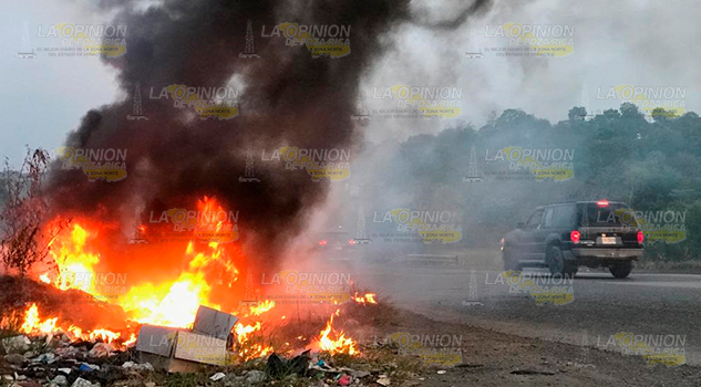 Se incendia un basurero clandestino en carretera Tampico - Poza Rica