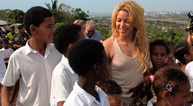 Shakira, llena de satisfacción tras logro de joven egresada de su fundación